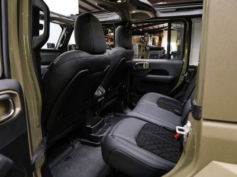 Used 2025 Jeep Wrangler Unlimited Rubicon 392 image 90