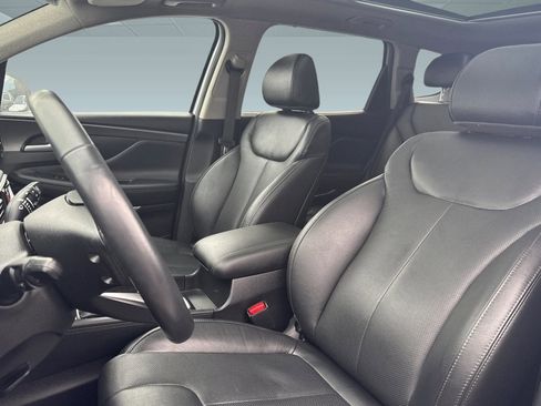 Used 2020 Hyundai Santa Fe SEL w/ Convenience + Premium Package image 21