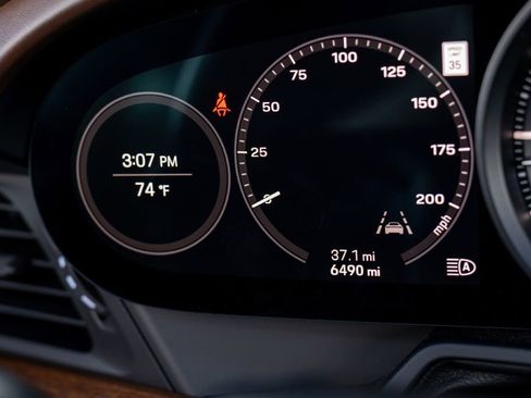 Used 2020 Porsche 911 Carrera 4S w/ Sport Package image 13