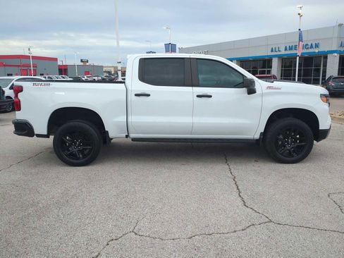 Used 2024 Chevrolet Silverado 1500 Custom Trail Boss AWD/4WD image 9