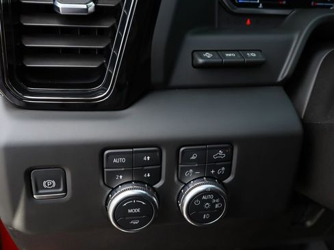 Certified 2024 GMC Sierra 2500 AT4 w/ AT4 Premium Plus Package image 12