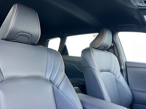 New 2025 Toyota Crown Signia image 14