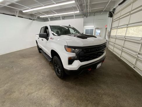 Used 2025 Chevrolet Silverado 1500 Custom Trail Boss image 8