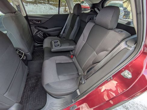 Used 2022 Subaru Outback Premium image 17