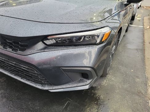 Used 2023 Honda Civic LX image 7