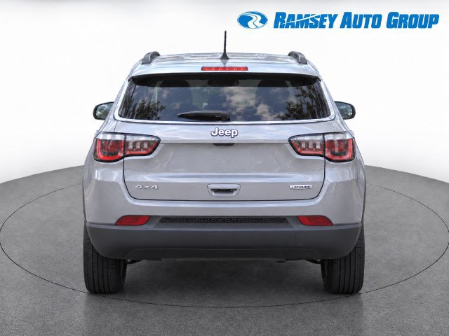 Used 2019 Jeep Compass Latitude w/ Popular Equipment Group AWD/4WD image 7