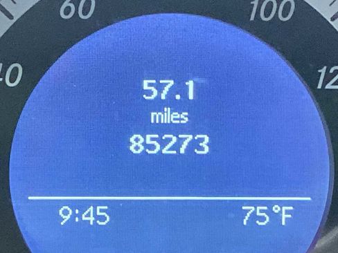Used 2010 Mercedes-Benz GLK 350 4MATIC image 18