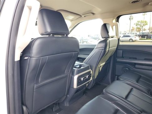 Used 2024 Ford Expedition Max XLT image 13