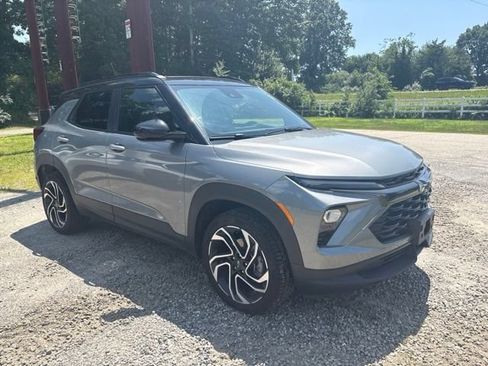 Used 2024 Chevrolet TrailBlazer RS w/ Convenience Package AWD/4WD image 4