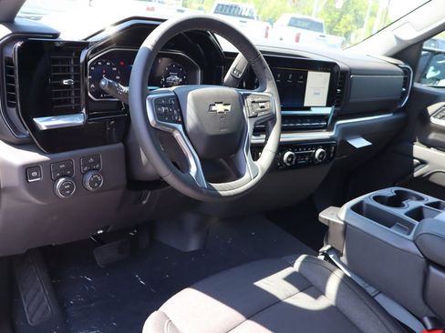 New 2026 Chevrolet Silverado 1500 LT AWD/4WD image 6