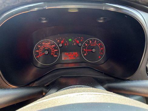 Used 2019 RAM ProMaster City Tradesman SLT FWD image 26