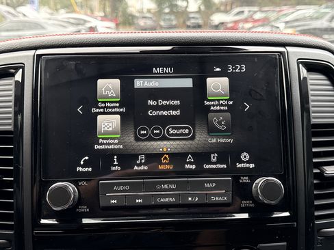 Used 2021 Nissan Titan PRO-4X w/ Pro-4x Convenience Package image 19