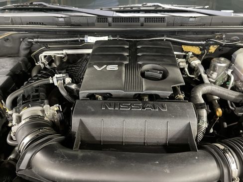 Used 2023 Nissan Frontier PRO-4X w/ Pro Convenience Package image 17