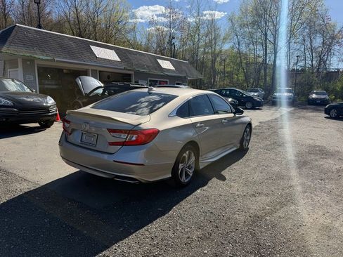 Used 2020 Honda Accord EX image 7
