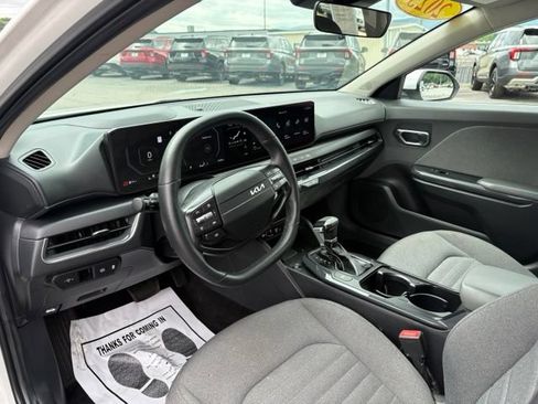Used 2025 Kia K4 EX FWD image 3