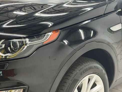 Used 2016 Land Rover Discovery Sport HSE AWD/4WD image 4