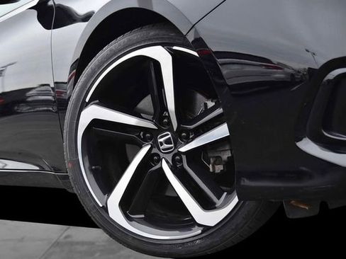 Used 2022 Honda Accord Sport image 3