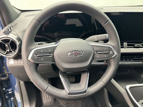 New 2026 Chevrolet Equinox LT w/ Midnight Edition image 17