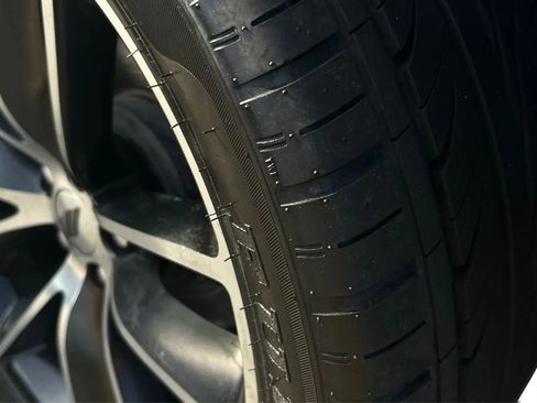 Used 2015 Dodge Challenger R/T RWD image 47
