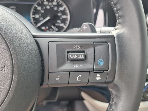 Certified 2024 Nissan Pathfinder SV w/ Cargo Package FWD image 31