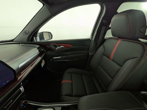 New 2026 Chevrolet Traverse RS AWD/4WD image 30