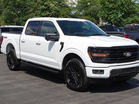 Used 2025 Ford F150 XLT w/ Equipment Group 303A High AWD/4WD image 4