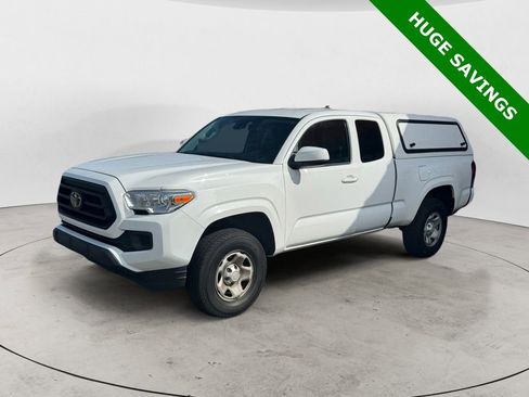 Used 2020 Toyota Tacoma SR image 7