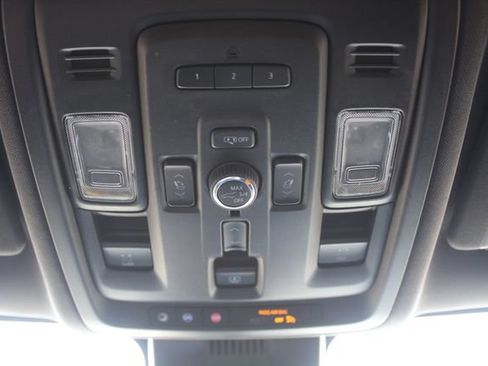 Used 2023 Chevrolet Tahoe Premier w/ Premium Package 2 AWD/4WD image 36