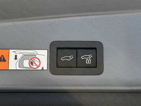 New 2026 Toyota Corolla Cross XLE image 33