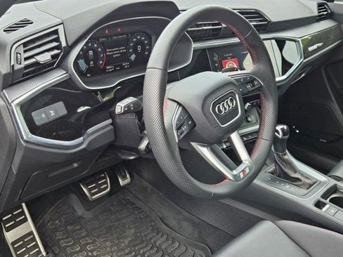 Used 2025 Audi Q3 2.0T Premium Plus w/ Premium Plus Package AWD/4WD image 11