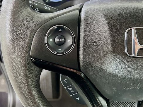 Used 2017 Honda HR-V LX image 13