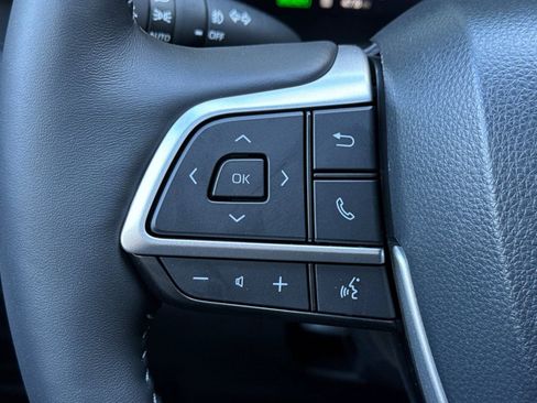 New 2026 Toyota Highlander Limited image 30