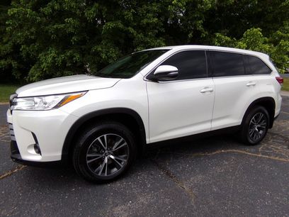 Used 2019 Toyota Highlander LE