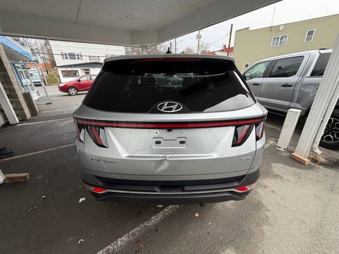 Used 2023 Hyundai Tucson SEL w/ Convenience Package image 4