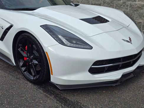 Used 2019 Chevrolet Corvette Stingray Coupe w/ Battery Protection Package image 14