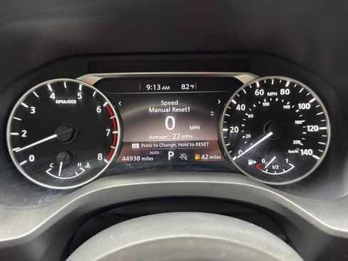 Used 2023 Nissan Rogue S AWD/4WD image 17