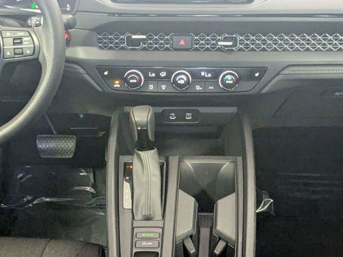 Used 2023 Honda Accord EX image 38