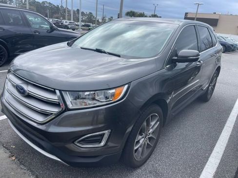 Used 2016 Ford Edge Titanium w/ Technology Package image 2