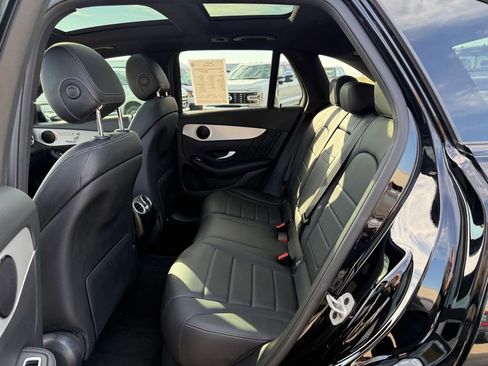Used 2022 Mercedes-Benz GLC 300 4MATIC image 9