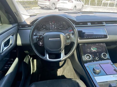 Used 2019 Land Rover Range Rover Velar image 22