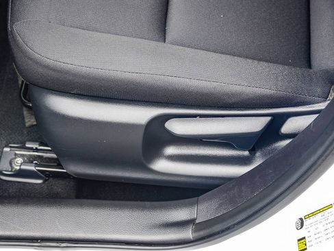 Certified 2025 Toyota Corolla LE image 24