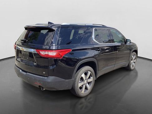 Used 2018 Chevrolet Traverse LT w/ LPO, Floor Liner Package AWD/4WD image 5