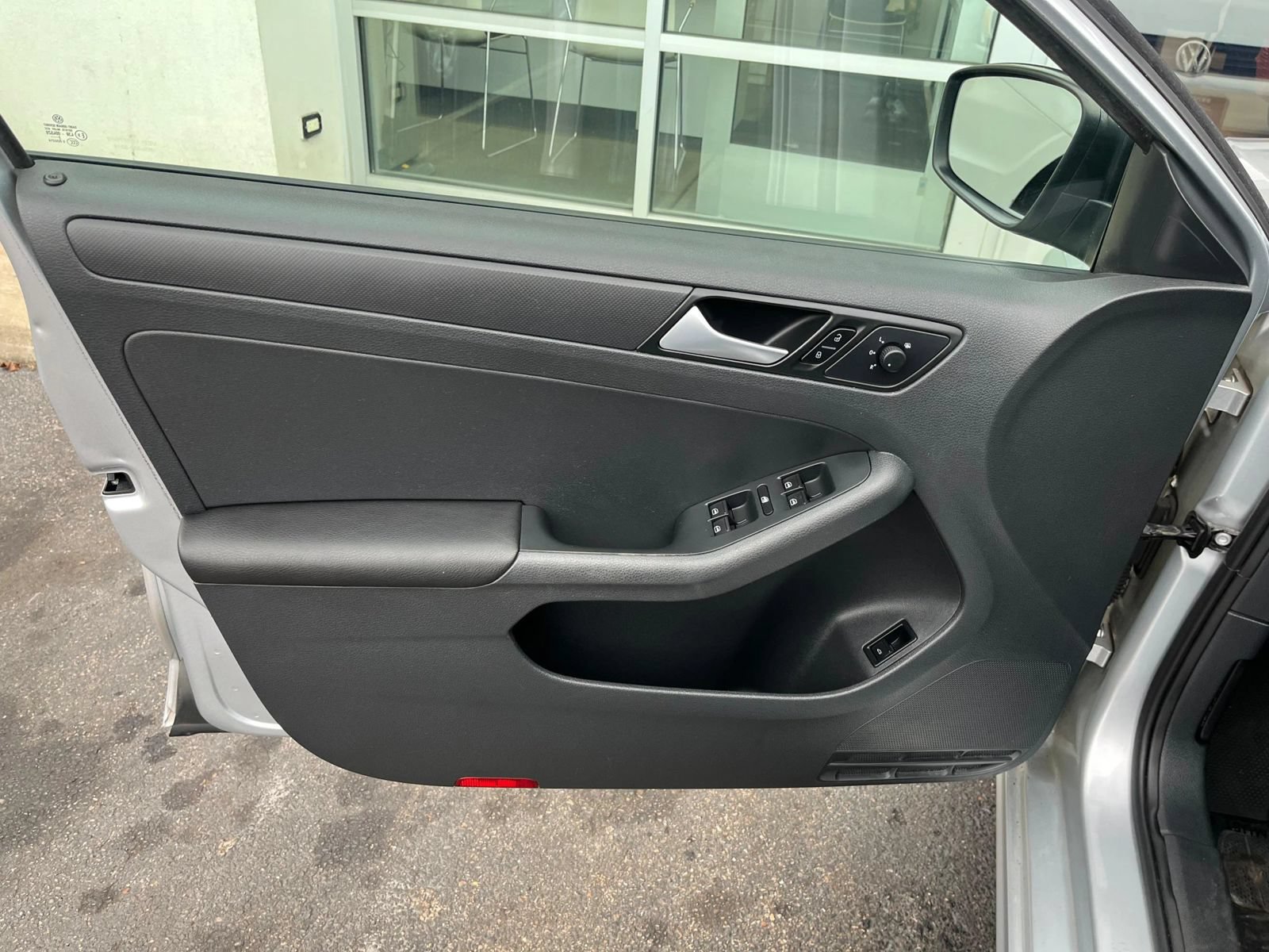 Used 2014 Volkswagen Jetta S FWD image 39