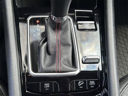 Used 2024 Jeep Compass Trailhawk image 24