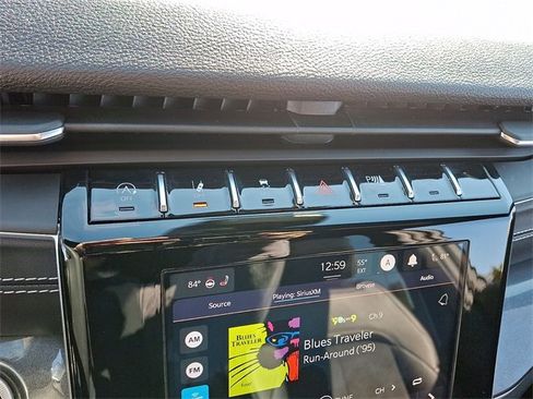 Used 2023 Jeep Grand Cherokee Altitude image 27