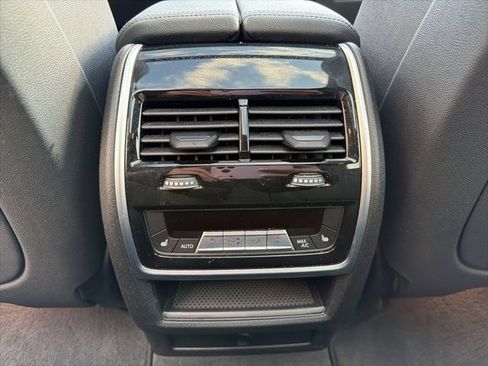 Used 2020 BMW X5 xDrive40i w/ Convenience Package image 27