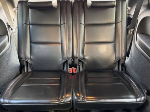 Used 2018 Dodge Durango GT AWD/4WD image 21