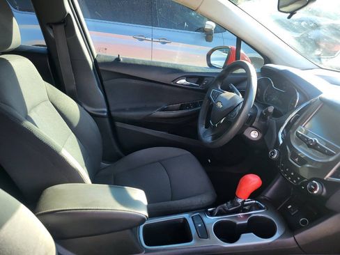 Used 2018 Chevrolet Cruze LT w/ LT Fleet Convenience Package FWD image 12