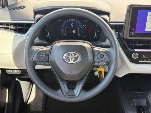 New 2026 Toyota Corolla Cross L FWD image 17