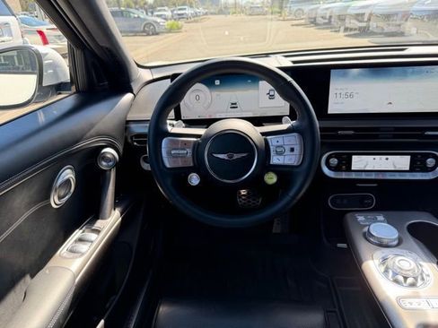 Used 2023 Genesis GV60 Performance image 11